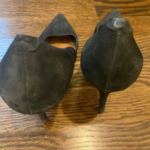 Shutzs Black Suare Pumps